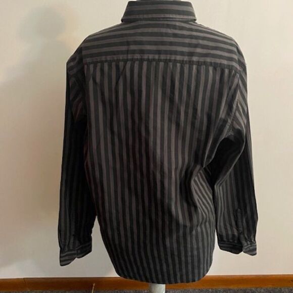 Marc Anthony Gray/Black stripe button-down slim fit shirt, size XL - Picture 2 of 4